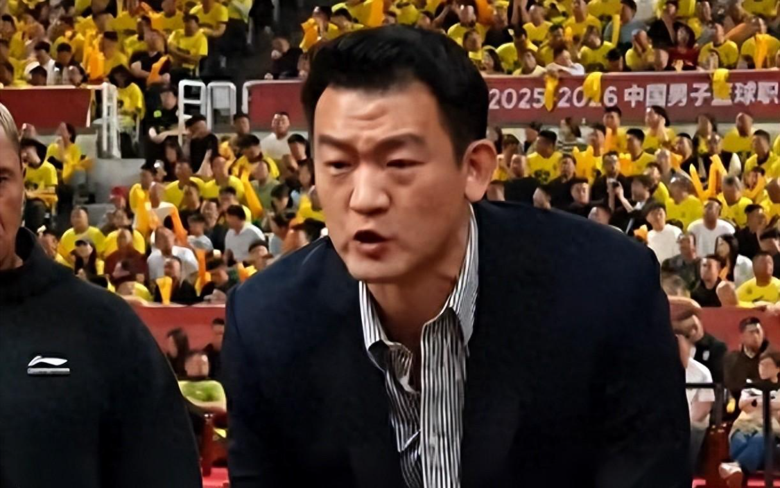 开云电竞-CBA8进4生死战!广厦客场翻盘,山西错失赛点,排名主动权易主